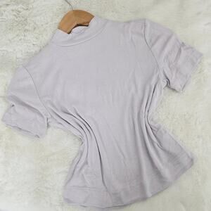 Aritzia Babaton Gonzalo Mockneck Ribbed Short Sleeve Knit Top Lavender Small